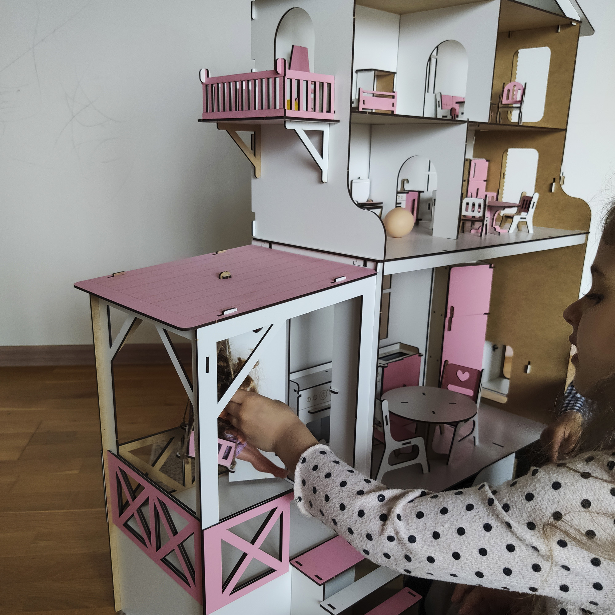 Великий ляльковий будиночок для LOL та БАРБІ з меблями та ліфтом