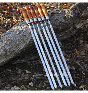 Шампури 750*14*3 з дерев’яною ручкою